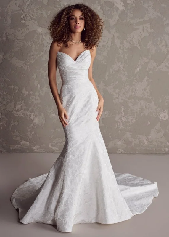 Maggie Sottero Hilo Wedding Dress