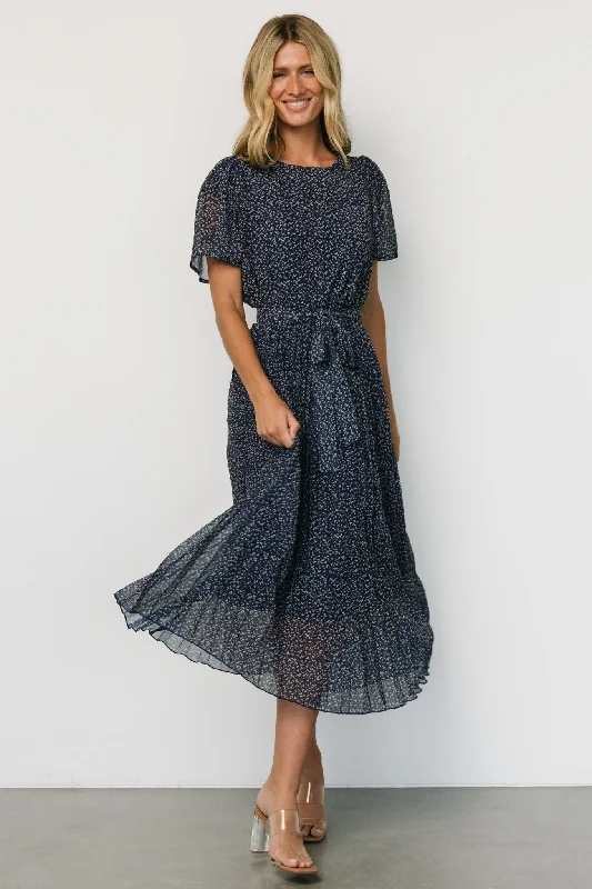 Prim Pleated Dress | Navy Print